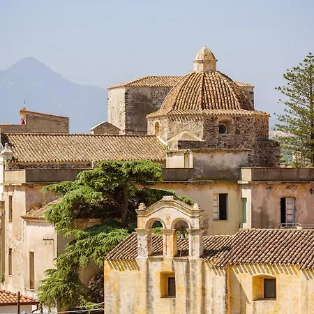 Spacious Three In The Heart Of Orosei
